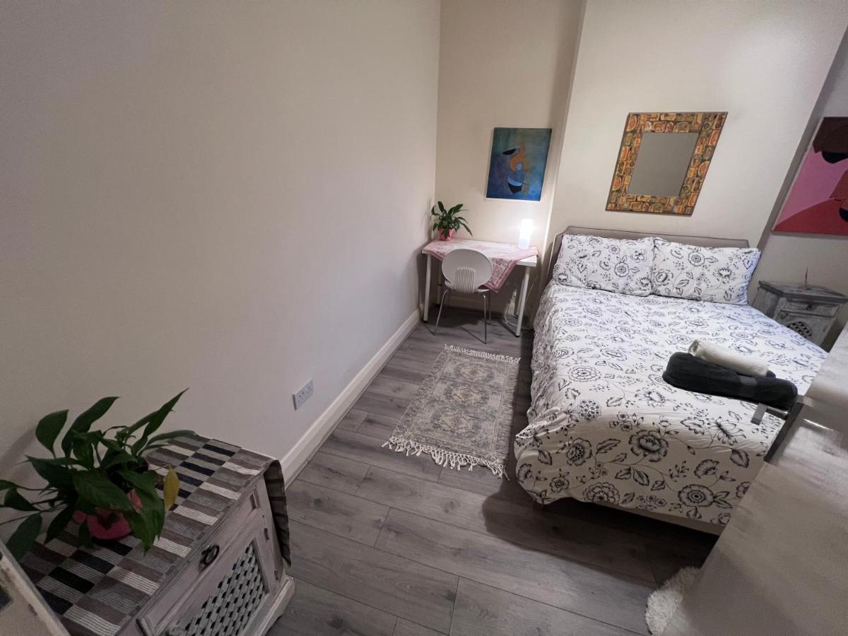 Relaxing&Cozy Room London Exterior foto